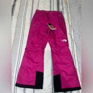NWT Pink Northface Adjustable snow pants‎ L (12)
